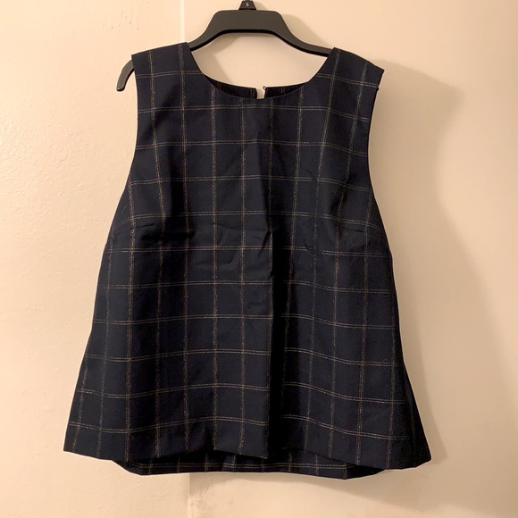 Banana Republic women’s sleeveless top - Picture 6 of 6